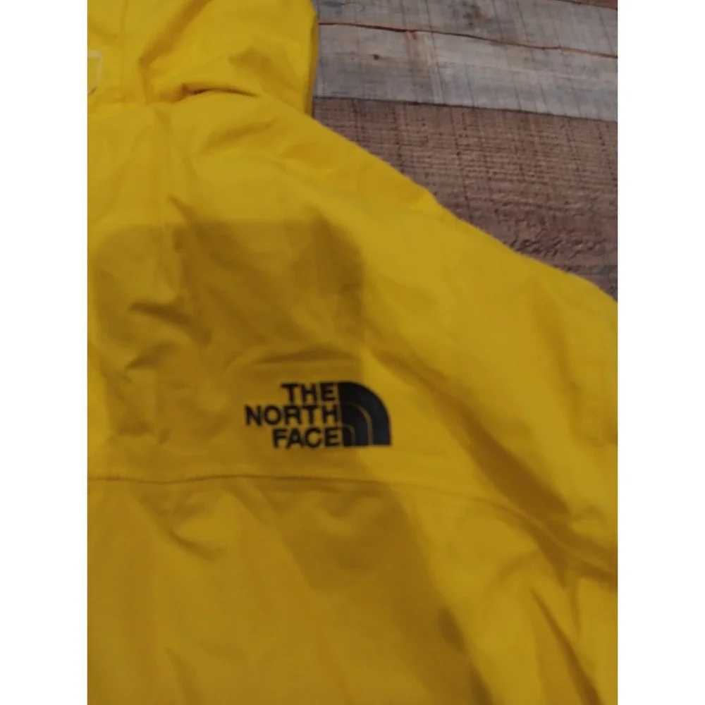 Men's The North Face HYVENT  Yellow Rain jacket Sz Small 2823